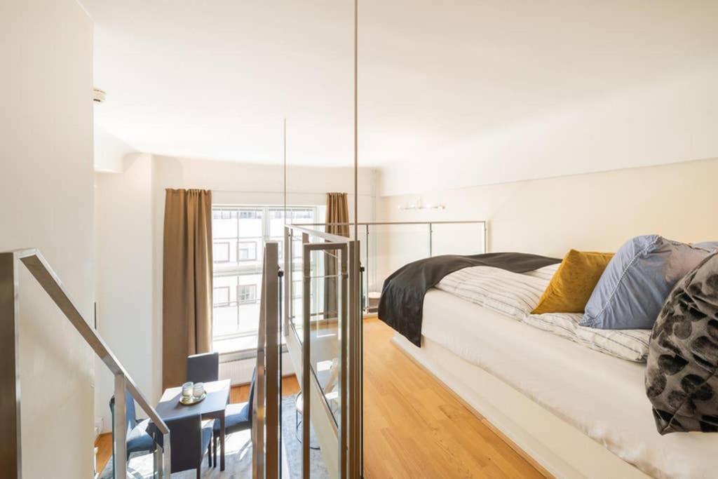 Nordic Host Luxury Apts - Prinsens Gate - Large Mezzanine Studio Осло Екстер'єр фото