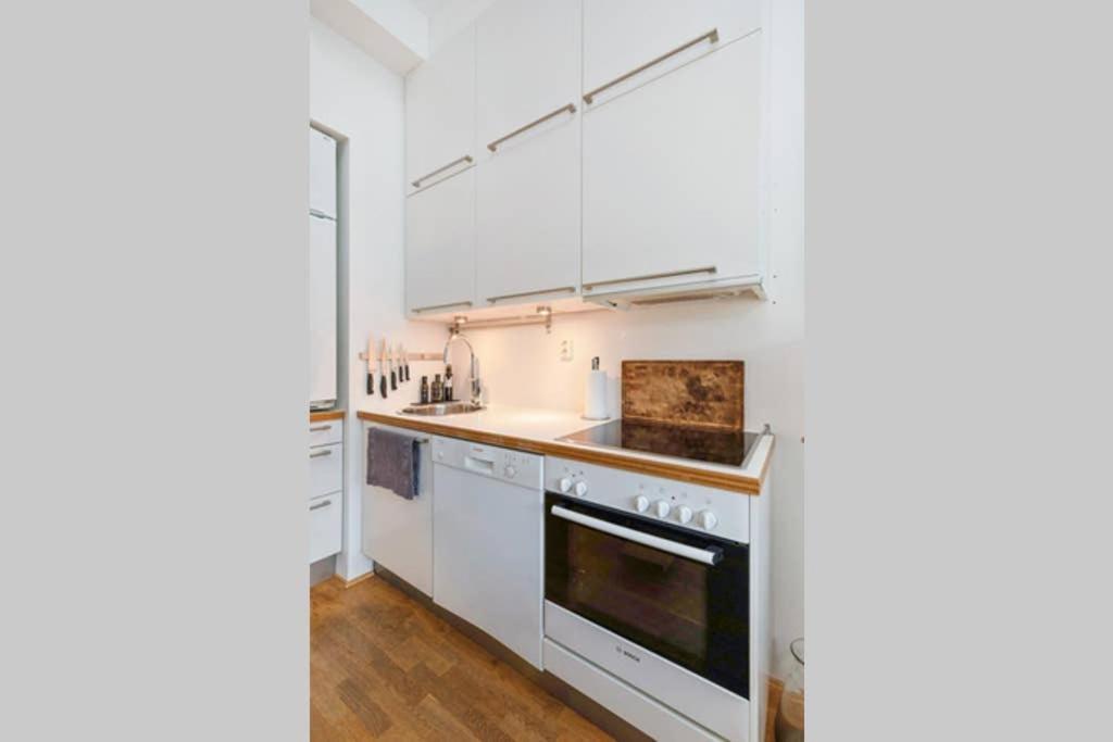 Nordic Host Luxury Apts - Prinsens Gate - Large Mezzanine Studio Осло Екстер'єр фото
