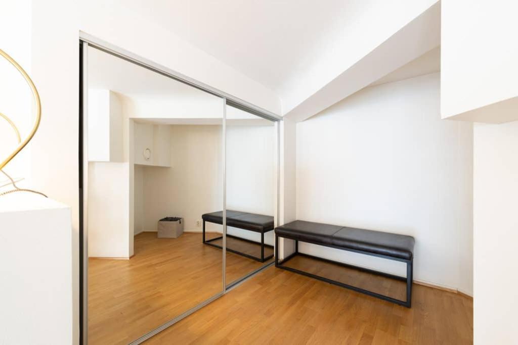 Nordic Host Luxury Apts - Prinsens Gate - Large Mezzanine Studio Осло Екстер'єр фото