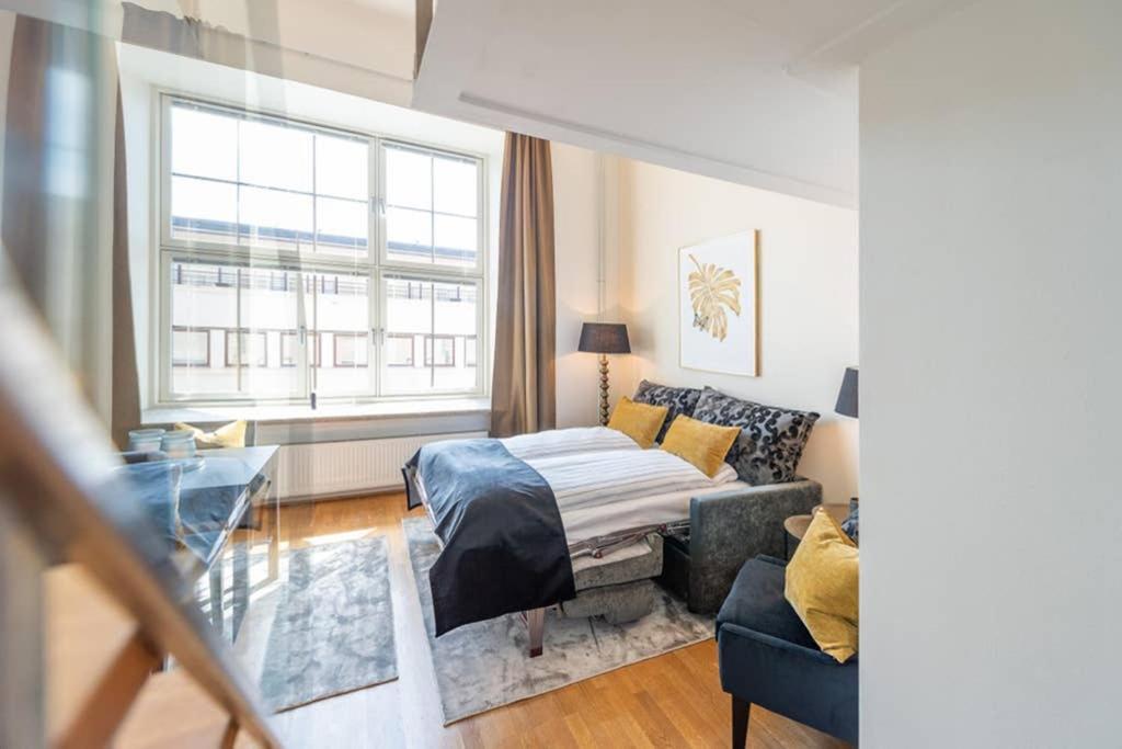 Nordic Host Luxury Apts - Prinsens Gate - Large Mezzanine Studio Осло Екстер'єр фото