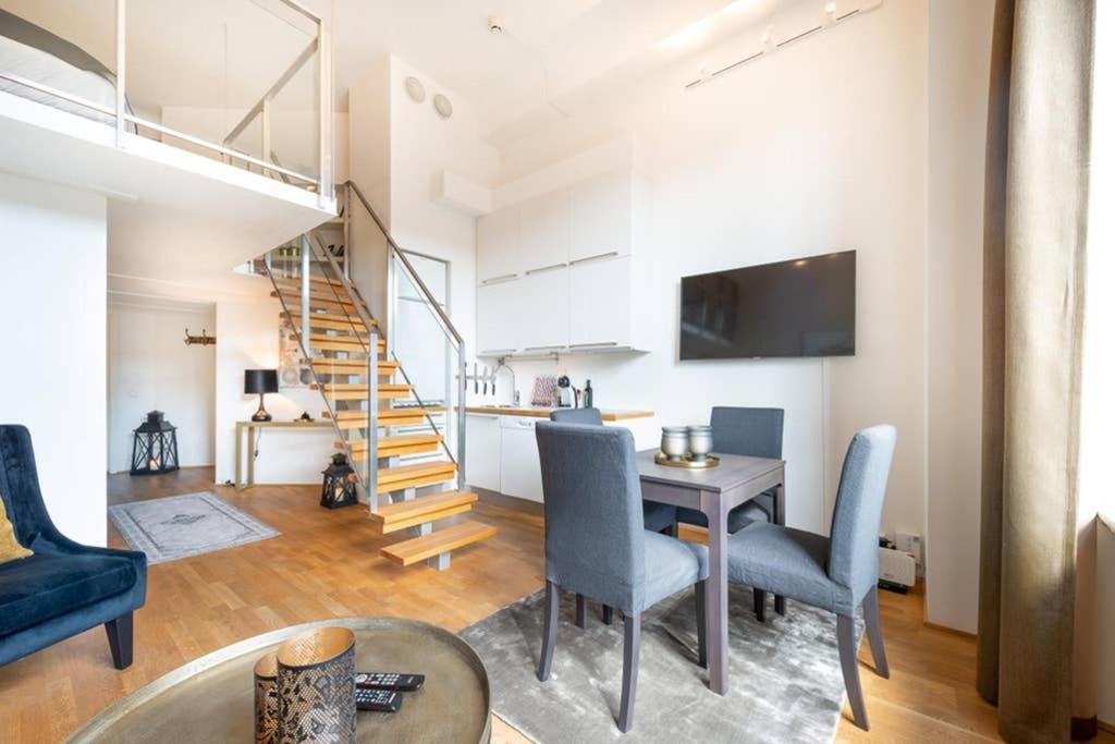 Nordic Host Luxury Apts - Prinsens Gate - Large Mezzanine Studio Осло Екстер'єр фото
